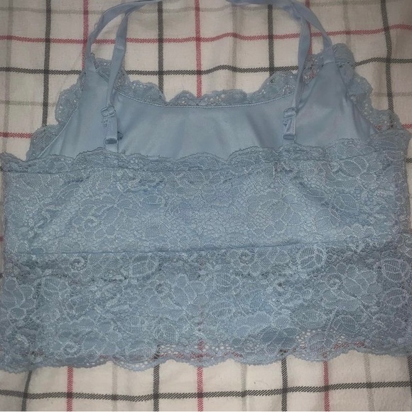 Turquoise flower crop top - Picture 3 of 4
